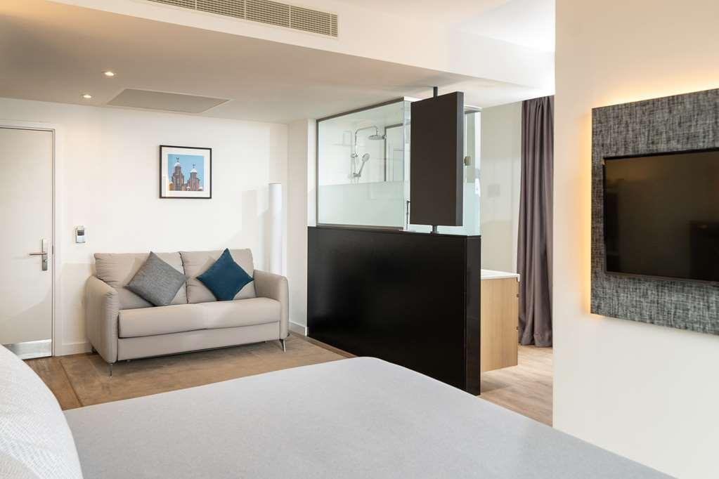 Innside * Liverpool